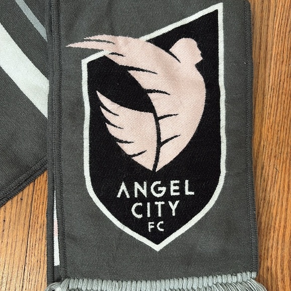 Ruffneck Angel City FC ACFC Stripe Wordmark Woven Scarf Pink Grey - Picture 4 of 7